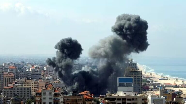 Israel-Hamas war: हमासच्या हल्लाने इस्त्रायल चिडला, सगळ्यात आधी ‘या’ देशाचा घेणार बदला? Israel-Hamas war Possibility of Israel attack on Iran after Hamas attack