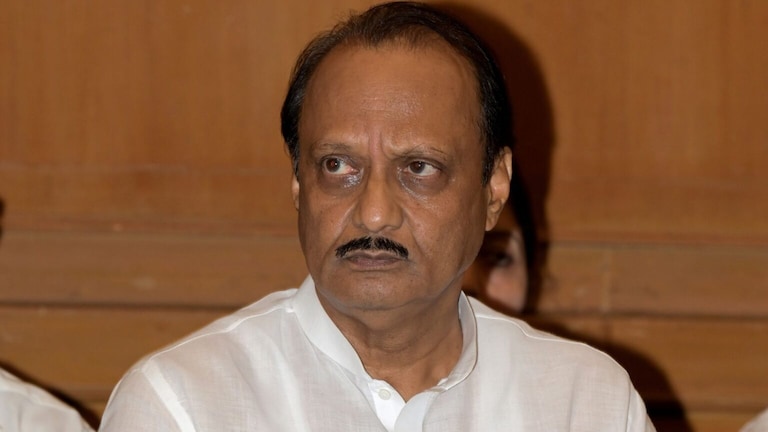 Ajit Pawar: बारामतीतल्या दिवाळी पाडव्याबाबत अजित पवारांची मोठी घोषणा, म्हणाले मी… dcm ajit pawar himself has announced that he will not attend diwali padwa in baramati know what is the reason