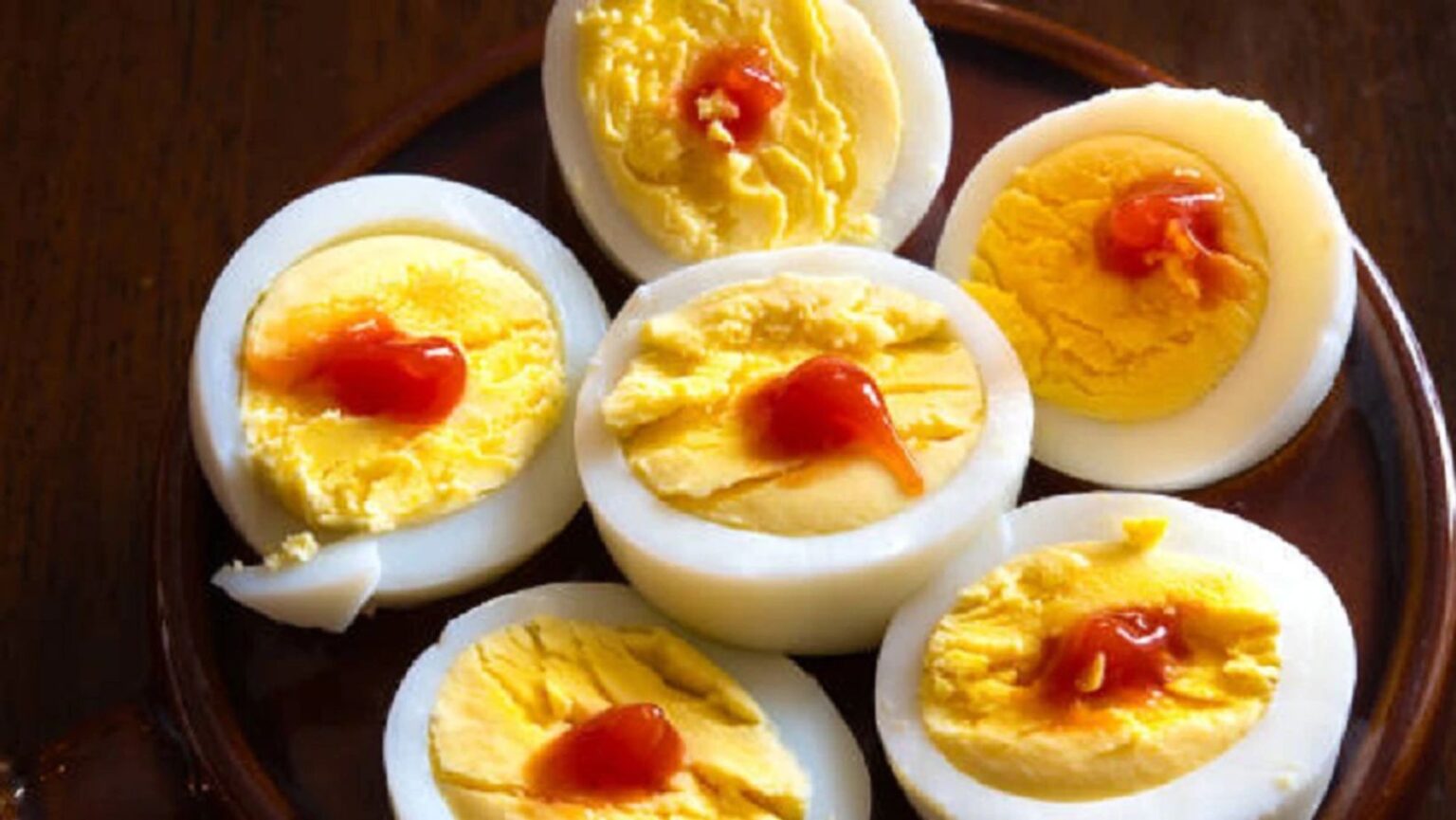 people who have diabetes obesity kidney problems should never consume eggs in excess
