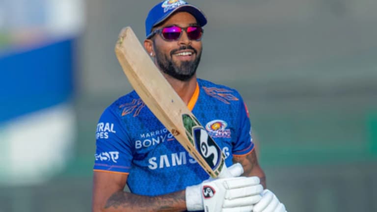 Hardik Pandya IPL 2024 : हार्दिकसाठी मुंबई इंडियन्सने सोडला 17.50 कोटींचा खेळाडू, कारण… Hardik Pandya traded to Mumbai Indians