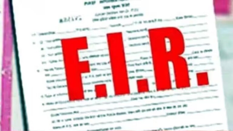 Crime: माय-लेकाला हाडं मोडेपर्यंत बॅटीनं मारलं, दाम्पत्याने जीवघेणा हल्ला का केला? latur city mother and child were beaten with a bat, mother seriously injured