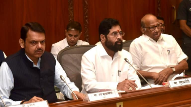 Maratha Reservation : जरांगेंना आवाहन, सर्वपक्षीय बैठकीत काय झाला ठराव? Maratha Reservation : all party meeting over. what happened in the meeting?