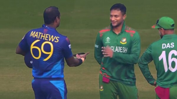 time out controversy in marathi : Shakib said that a fielder on the field informed me about time out rule.