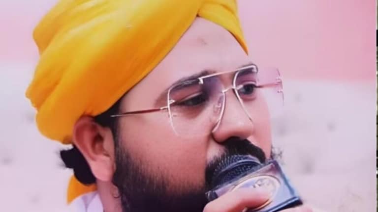 मौलाना रहीमुल्ला तारिकची पाकिस्तानात हत्या, ‘जैश’च्या दहशतवाद्याबरोबर होते जवळचे संबंध Maulana Rahimullah Tariq close associate Jaish chief Masood Azhar was shot dead assailants in Karachi