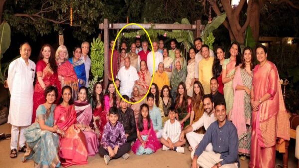 sharad pawar ajit pawat meet govindbaug padawa celebraton supriya sule share photo bhaubeej