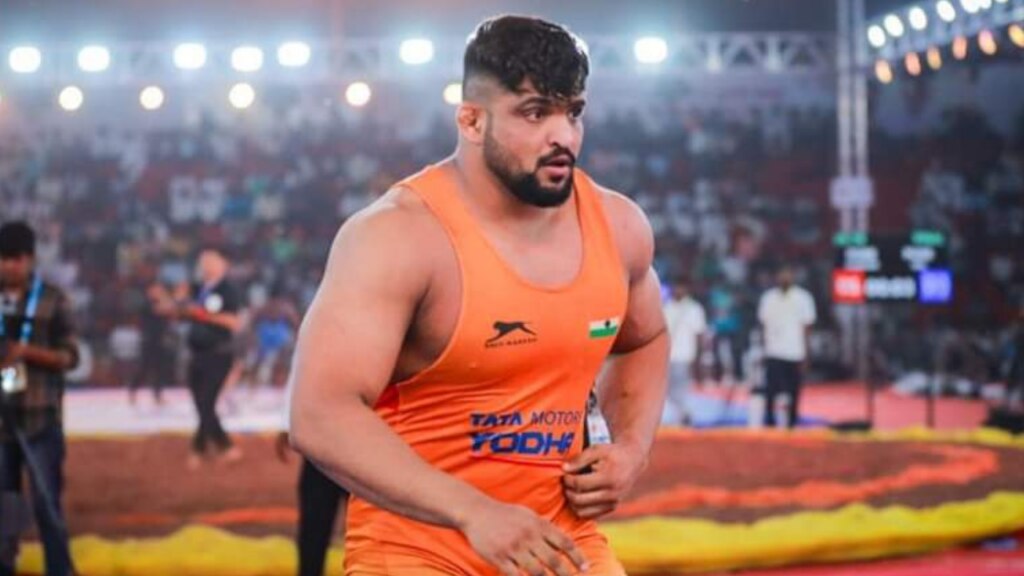 dharashiv shivraj rakshe wins maharashtra kesari for second time wins silver mace and scorpio car