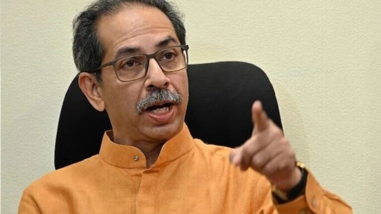 ‘आमचे पोस्टर फाडले ना, आता आम्ही तुमची मस्ती फाडतो…’ फक्त निवडणुका येऊ दे…’ Chief Minister Eknath Shinde encroachment Shiv Sena branch in Mumbra over which Thackeray-Shinde