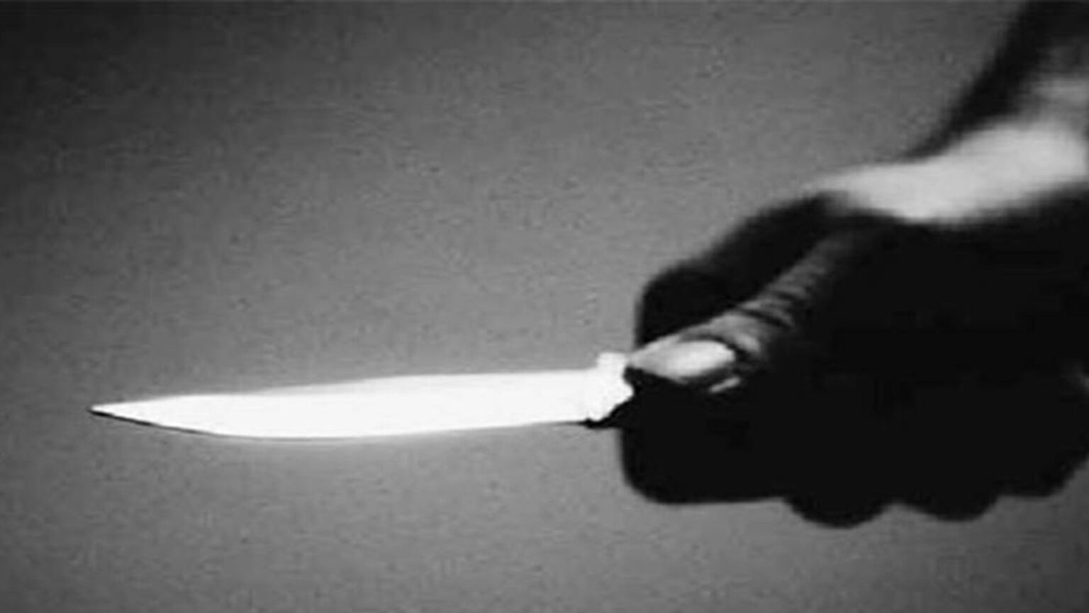 Conductor in bus attacked with knife seriously injured police also fired while arresting student incident in Uttar Pradesh
