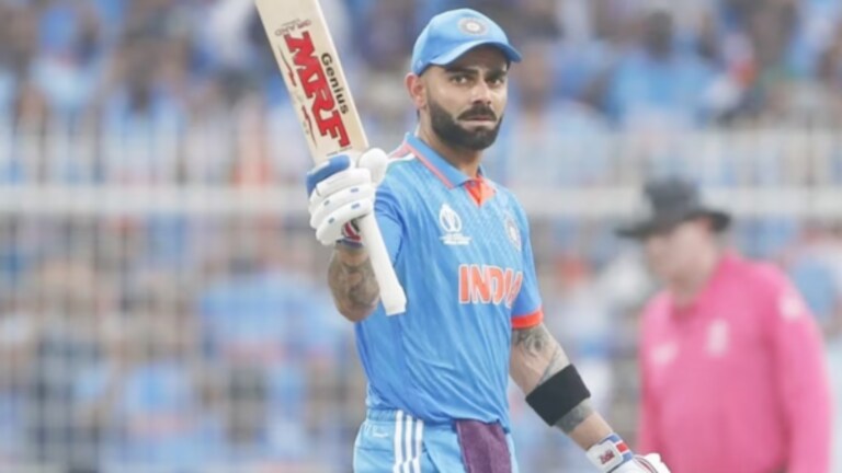 Virat Kohli : किंग कोहली ODI-T20 क्रिकेटमधून घेणार निवृत्ती? ब्रेकच्या निर्णयाने खळबळ Virat Kohli has refused to play the white ball (ODI-T20) series on South Africa tour.