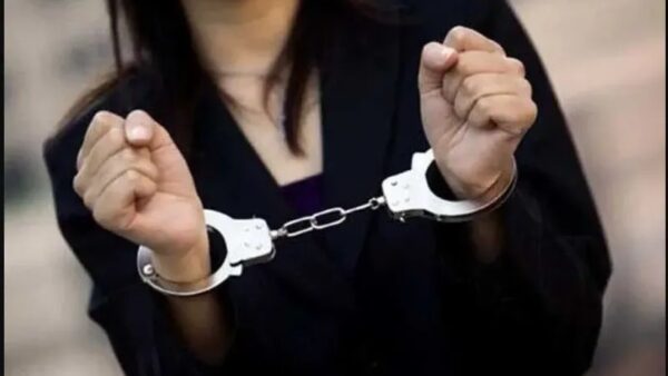 Pune crime News for not taking Dubai to celebrate birthday Wife Punched her husband on nose and he died