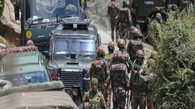 Rajouri Attack : राजौरीत लष्करी वाहनांवर दहशतवादी हल्ला, 3 जवान शहीद vrajouri attack army vehicle attack by terrorist jammu kashmir