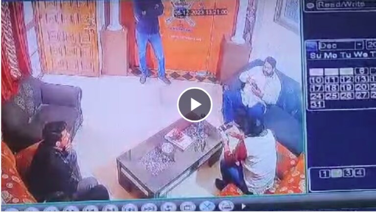 Gogamedi Murder: घरात घुसून 12 गोळ्या झाडल्या, निर्घृण हत्येचा हादरवून टाकणारा Video cctv footage of murder of sukhdev singh gogamedi surfaced killers were sitting together sudden rapid firing
