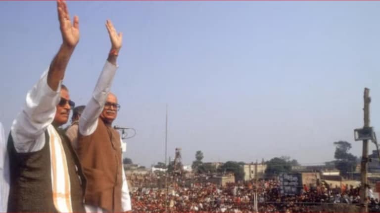 Ram Temple : “राम मंदिर प्राणप्रतिष्ठेला येऊ नका”, अडवाणी-जोशींना का करण्यात आली विनंती? Advani-Murli Manohar Joshi have been requested not to come to Ram Mandir Pran Pratistha