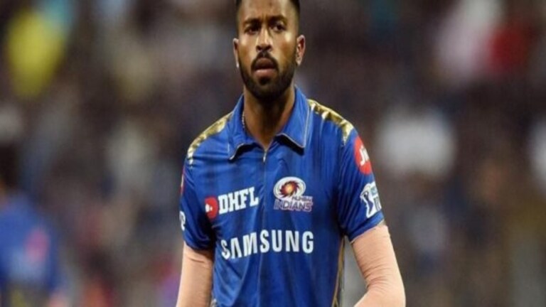 Hardik Pandya : मुंबई इंडियन्सला मोठा झटका, कर्णधार हार्दिक पांड्या IPL मधून होणार बाहेर hardik pandya likely to miss ip 2024 due to injury mumbai indians captain rohit sharma