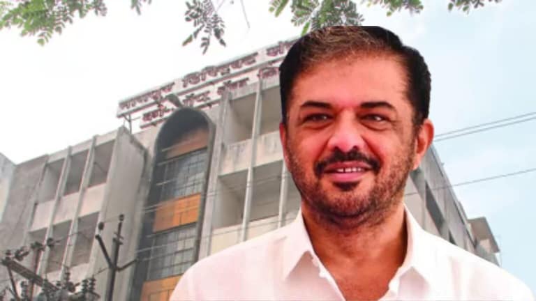 Sunil Kedar : काँग्रेसच्या मोठ्या नेत्याला बँक घोटाळ्यात पाच वर्षांची शिक्षा, प्रकरण काय? Nagpur district bank scam case MLA Sunil Kedar sentenced to jail 6 people including