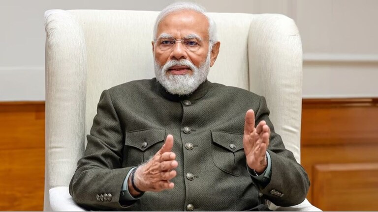 ‘5 ट्रिलियन अर्थव्यवस्थेचे लक्ष्य वास्तववादी’, PM मोदींनी उदाहरणं देऊन स्पष्टच सांगितलं target of a 5 trillion economy is realistic pm modi explained citing Gujarat as an example