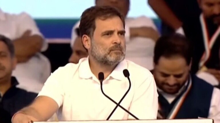 Rahul Gandhi : ‘मोदींना प्रश्न आवडला नाही अन् नाना पटोले आऊट’; राहुल गांधींचा घणाघाती हल्ला MLA Nana Patole questioned Prime Minister Narendra Modi and tried to expel him from BJP