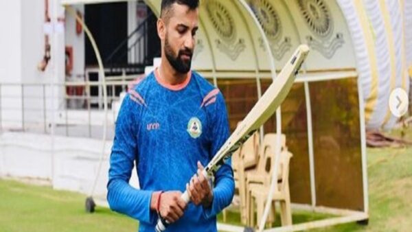 Shubham Dubey : ग्लोव्हज घ्यायला नव्हते पैसै, विदर्भाच्या पठ्ठ्याला IPL मध्ये मिळाले कोट्यवधी ipl auction 2024 shubham dubey buy rajasthan royals 580 crore nagpur boy vidarbha cricket team struggle story