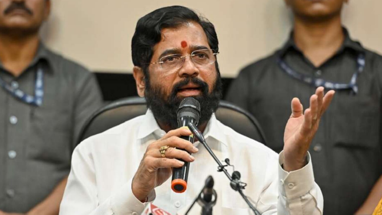 Ayodhya Ram Mandir: शिंदे सरकारचा मोठा निर्णय, 22 जानेवारीला महाराष्ट्रात… ayodhya ram mandir big decision of shinde government january 22 declared as government holiday in maharashtra