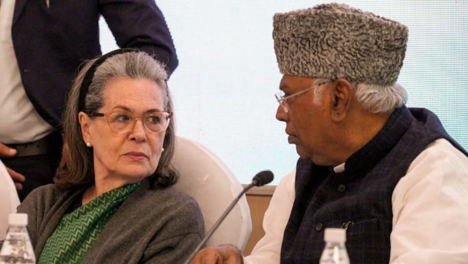 Congress president Sonia Gandhi rejected the invitation to Ram temple in Ayodhya