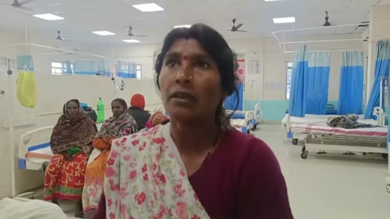 Toilet मुळे घटस्फोटपर्यंत प्रकरण, दोन वर्ष सासरीच गेला नाही जावई! The in-laws threatened divorce wife due to lack of toilet son-in-law did not even go to the in-laws