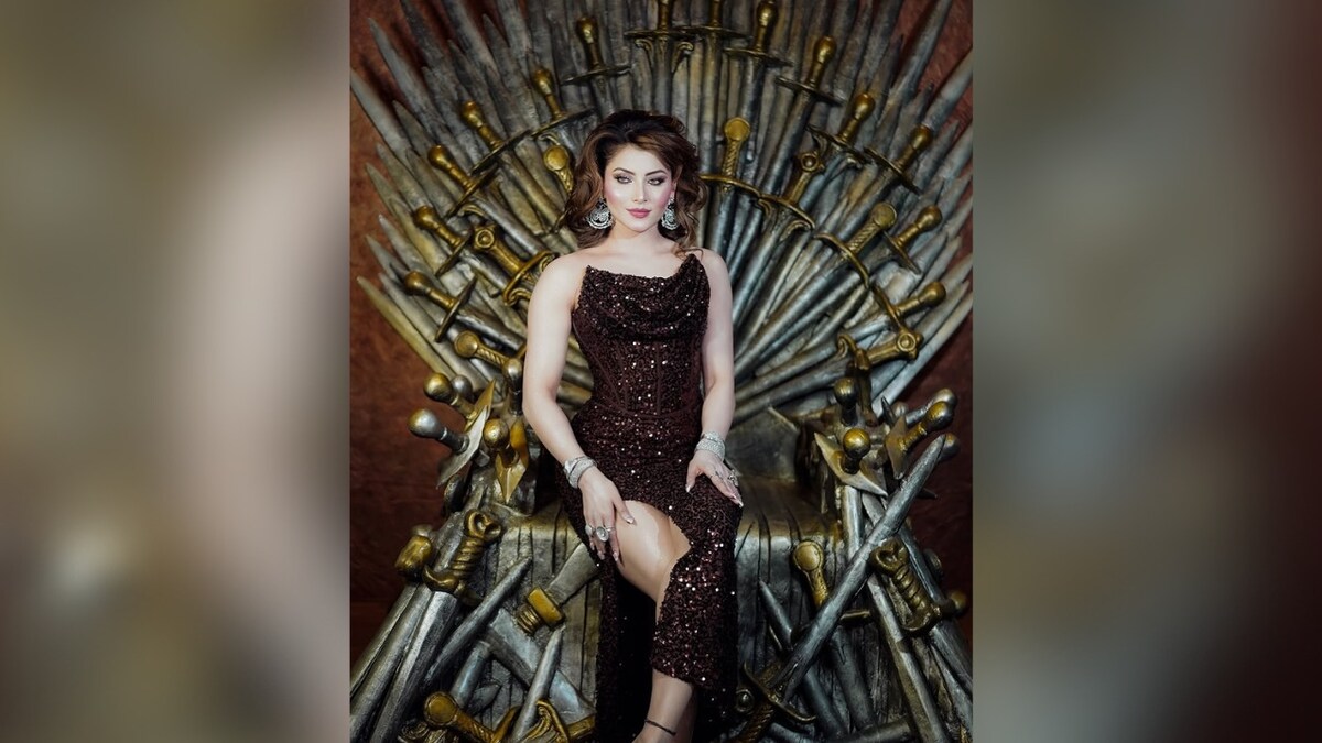 urvashi_rautela urvashi_rautela