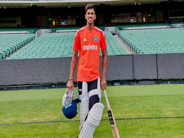 तनुष कोटियन तनुष कोटियन