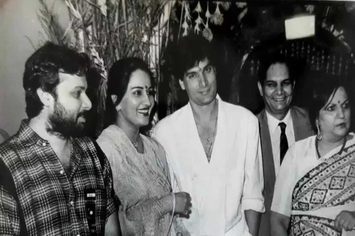 मोहसिन खान और बॉलीवुड एक्ट्रेस रीना रॉय मोहसिन खान और बॉलीवुड एक्ट्रेस रीना रॉय