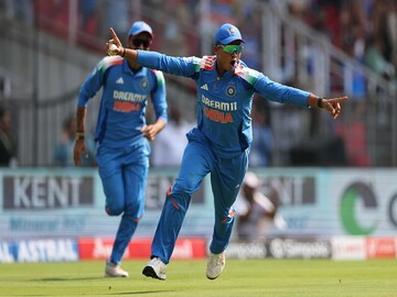 यशस्वी जायसवाल यशस्वी जायसवाल