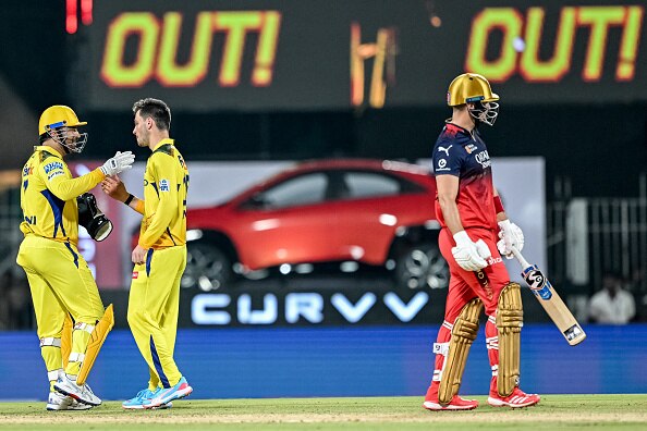 6 dhoni 