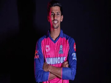 तनुष कोटियन तनुष कोटियन