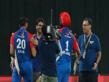 संजीव गोयनका और शाश्वत गोयनका संजीव गोयनका और शाश्वत गोयनका