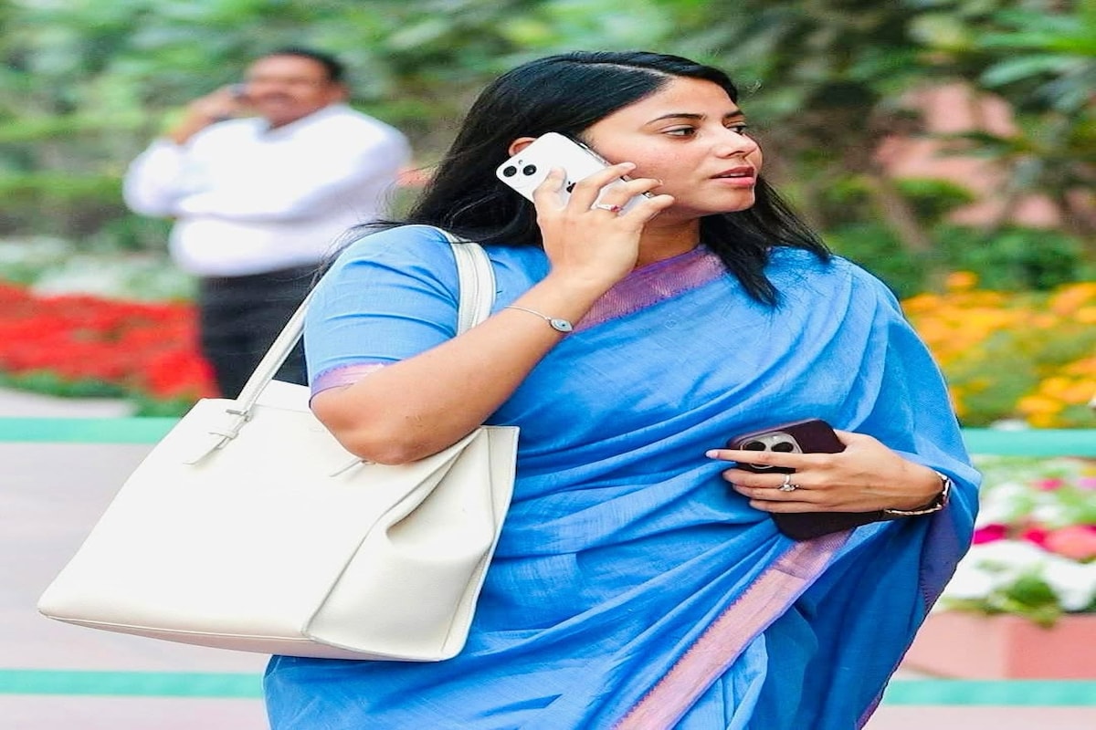 प्रिया सरोज प्रिया सरोज