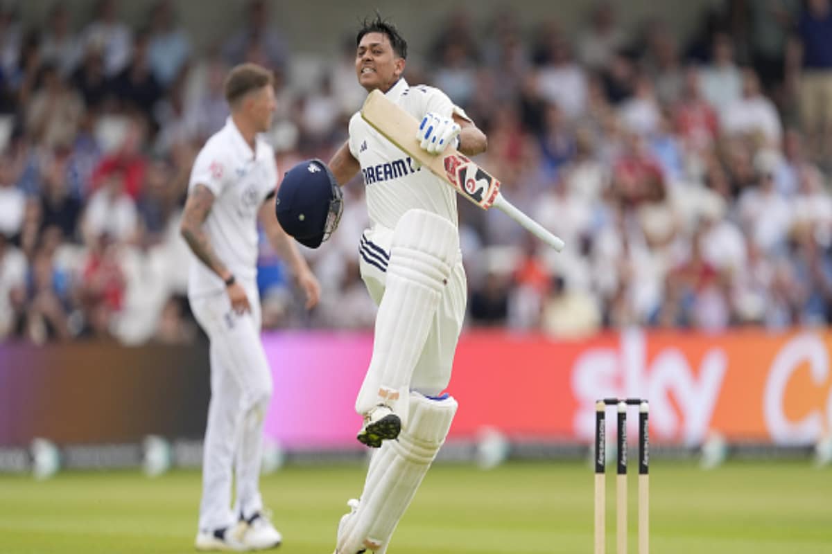 यशस्वी जायसवाल यशस्वी जायसवाल