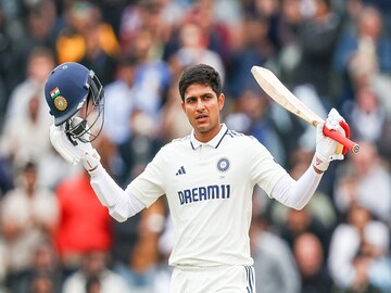 शुभमन गिल 1 शुभमन गिल 1