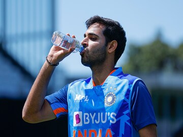 भुवनेश्वर कुमार भुवनेश्वर कुमार