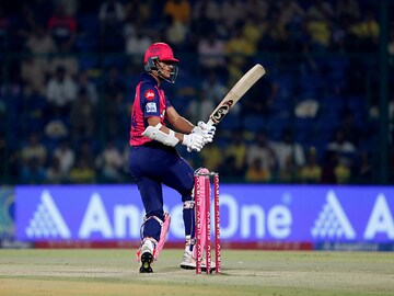 यशस्वी जायसवाल 5 यशस्वी जायसवाल 5