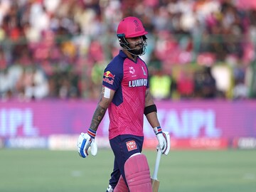 रियान पराग 4 रियान पराग 4