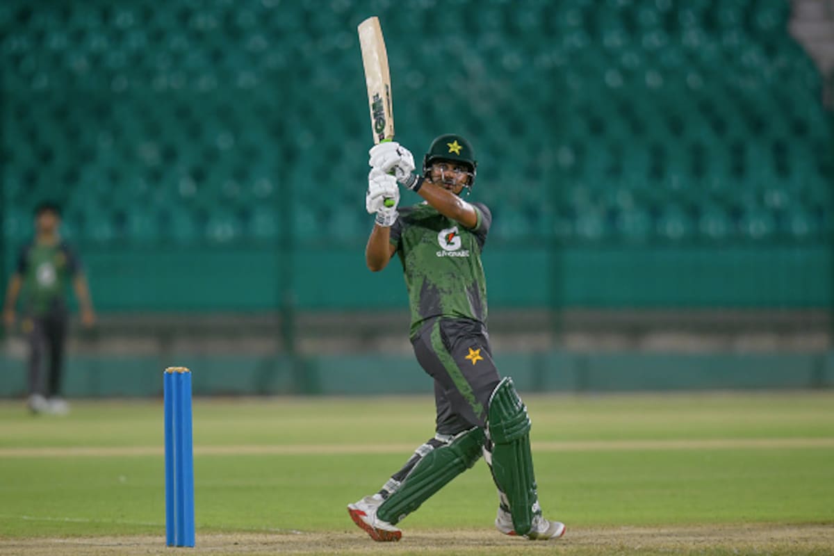 साइम अयूब 4  साइम अयूब 4