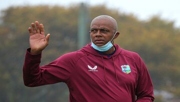 Courtney Walsh Courtney Walsh