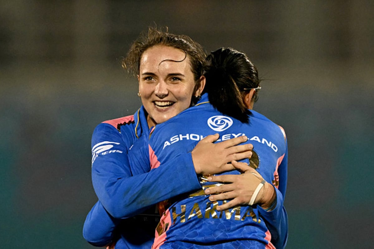 Amelia Kerr Amelia Kerr