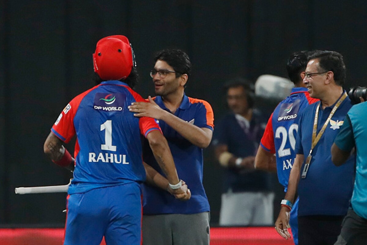 KL Rahul, Sanjiv Goenka KL Rahul, Sanjiv Goenka