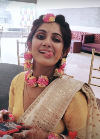 তৃণা তৃণা