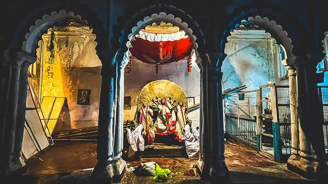 বাড়িতে দুর্গাপুজোর রীতি