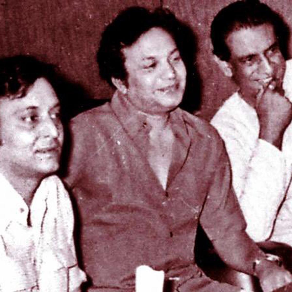 সত্যজিতের সঙ্গে ২ নক্ষত্র