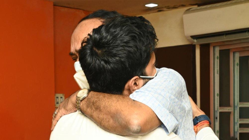 সুব্রত বক্সীর স্নেহের অভিষেক