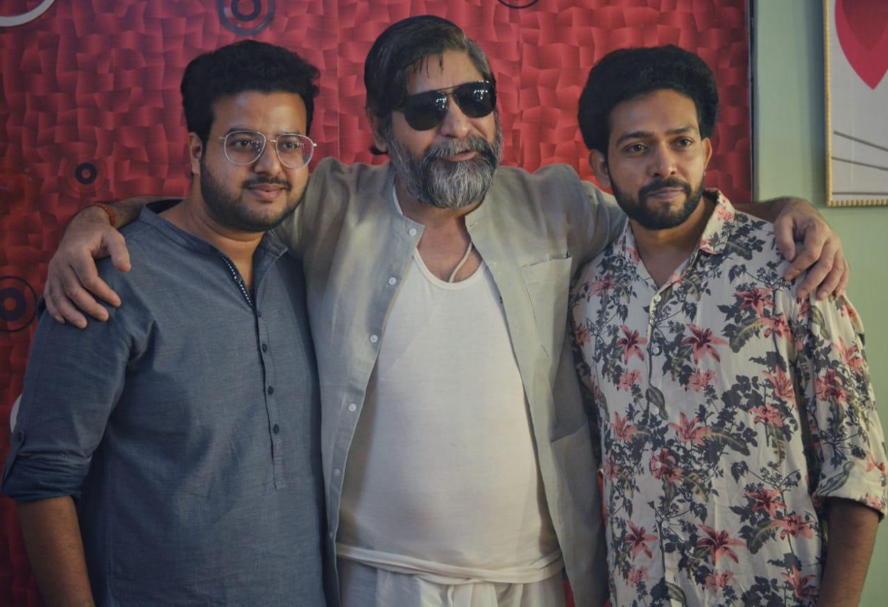kaushik kar and memo debuts in bollywood with Chhipkali starring Yashpal Sharma