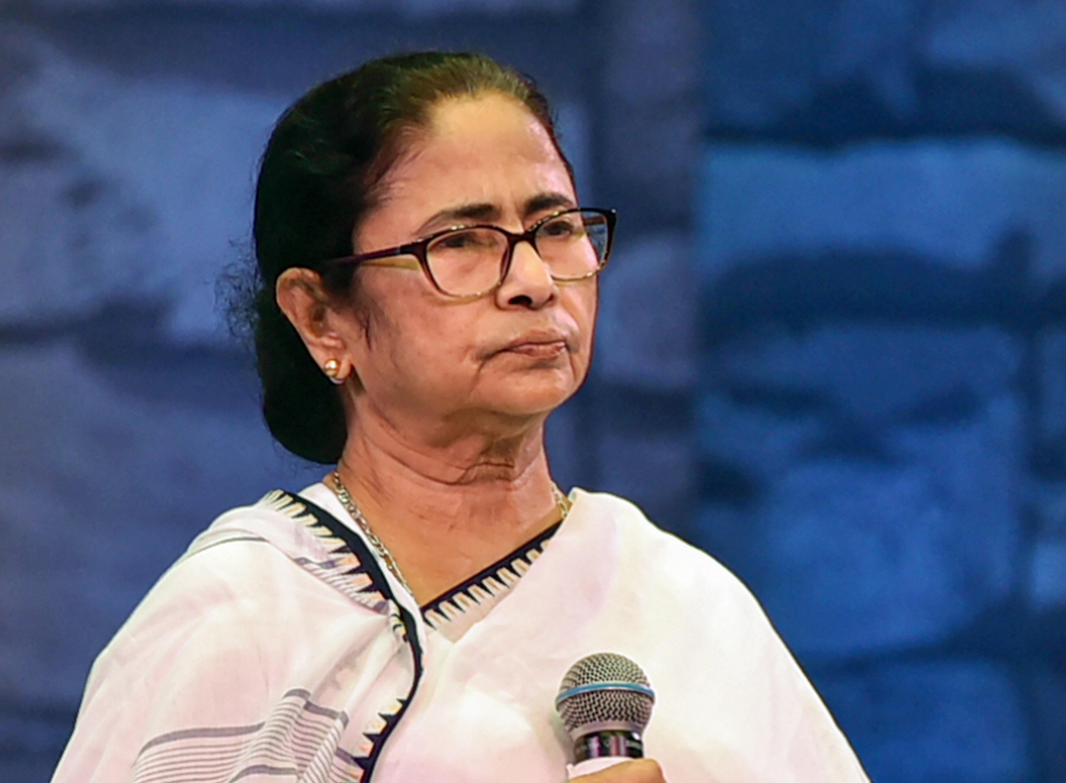 ৫০০ টাকার নকল নোট তৈরি হচ্ছে, অভিযোগ মমতার 