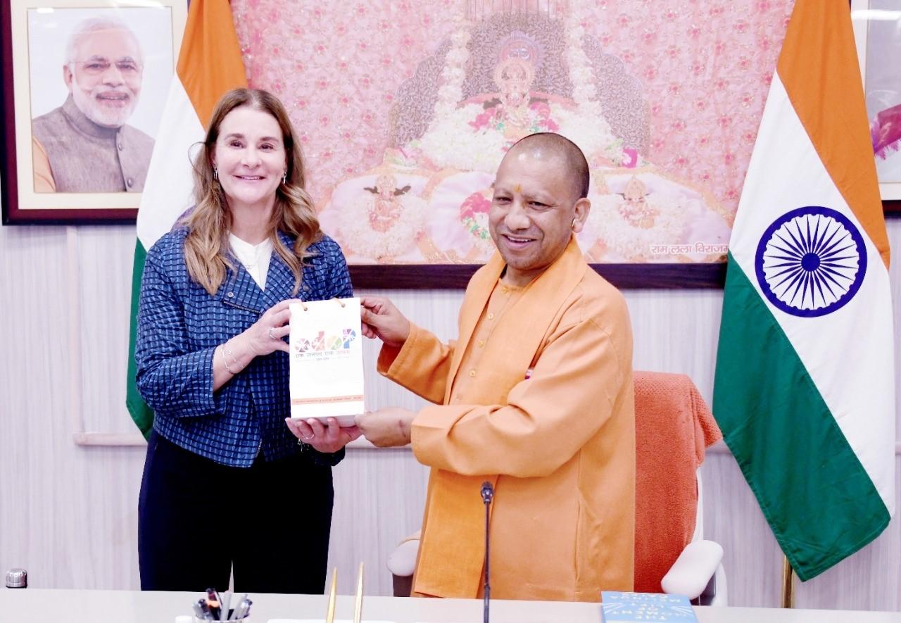 Melinda Gates and Yogi Adityanath 