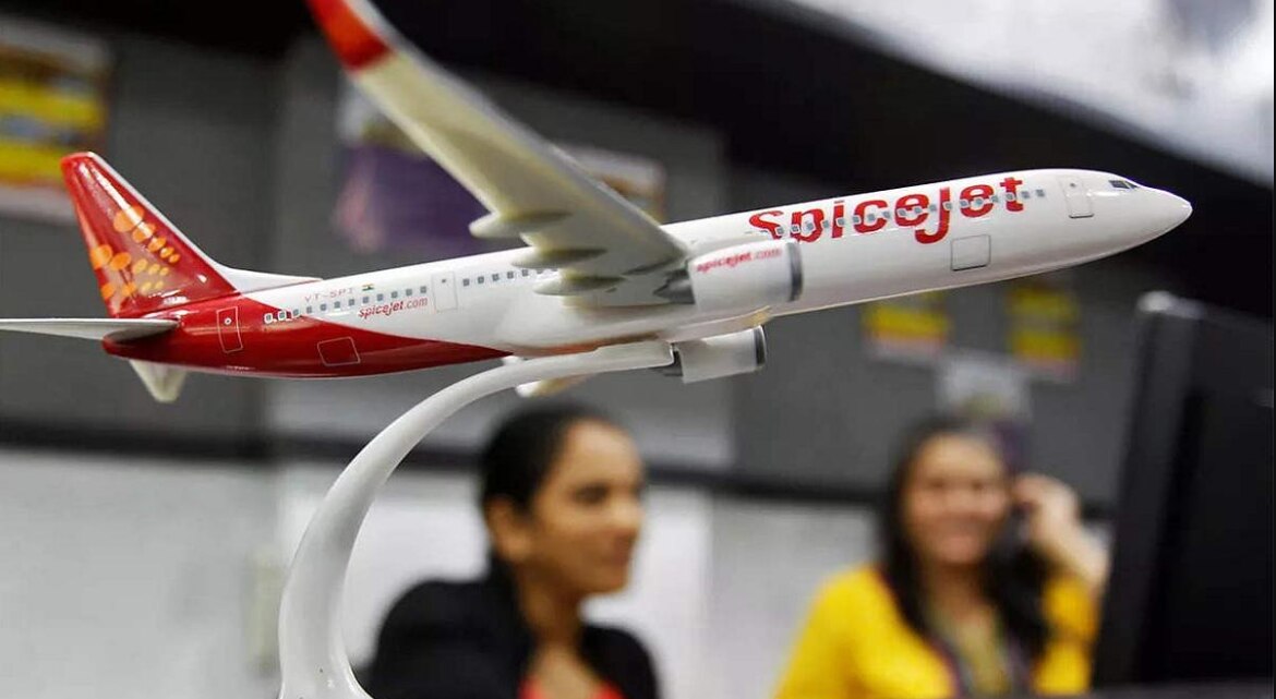 Spicejet की फ्लाइट वापस Delhi लौटी, सभी यात्री सुरक्षित